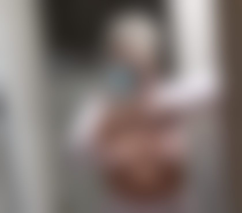 Escorts Kent Swale - Photos for Attractive mature Escort companion GILF
